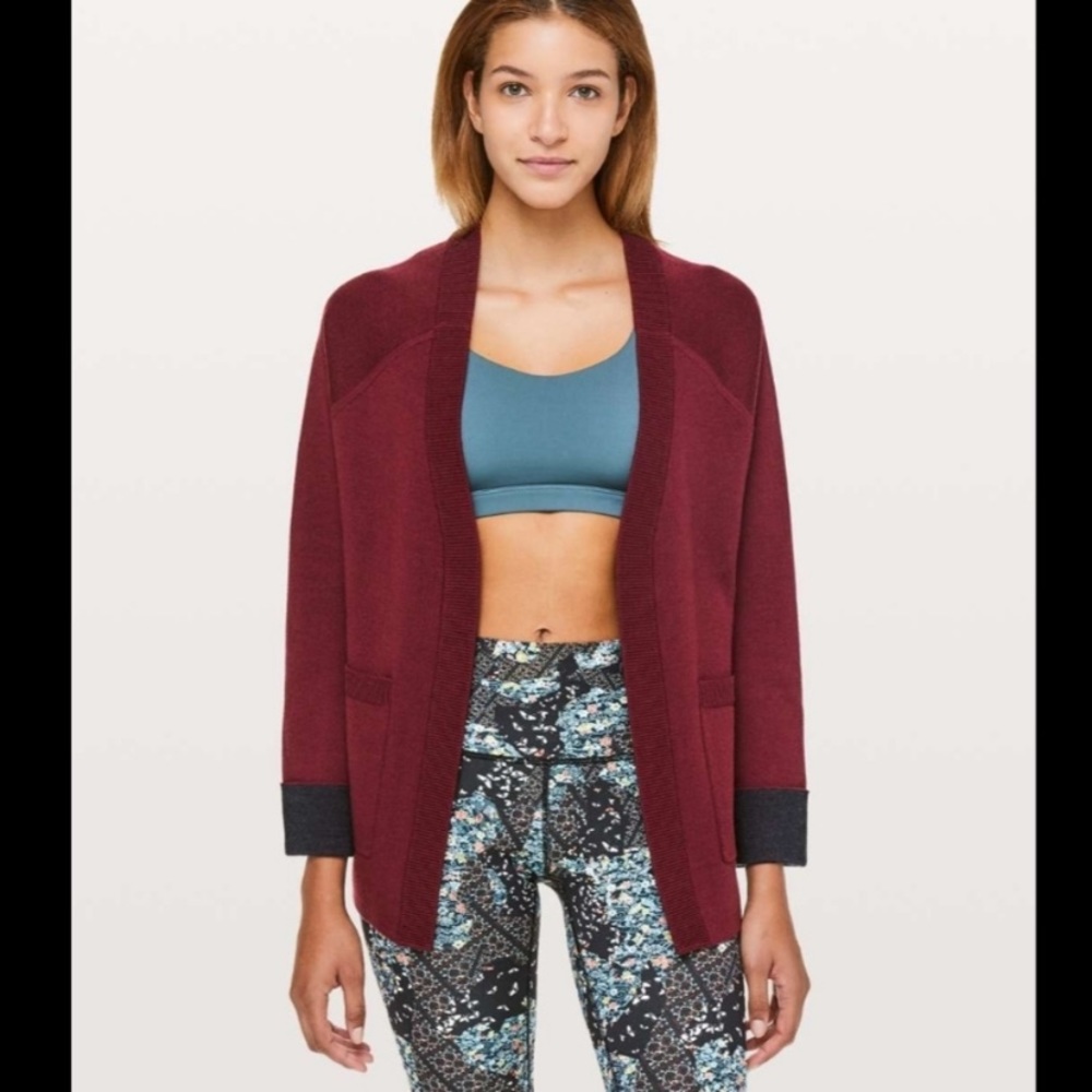 Lululemon Reverse Me Wrap